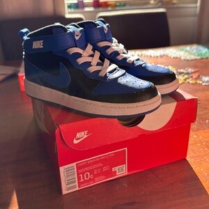 New Nike court borough mid 2